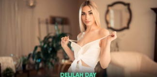 Delilah Day VR Porn