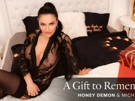 VRP - A Gift to Remember - Honey Demon VRPorn