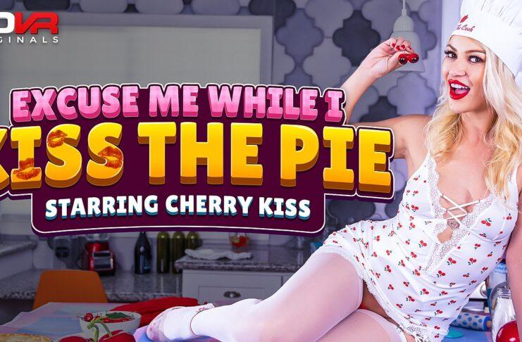 POVR - Excuse Me While I Kiss The Pie - VRPorn